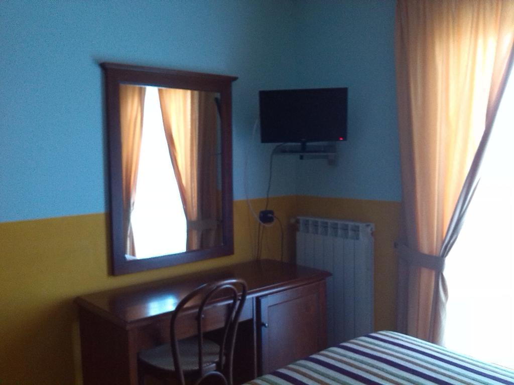 Hotel San Francesco Terme Spezzano Albanese Room photo